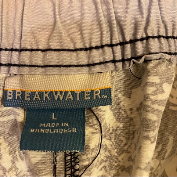 Breakwater men’s board shorts - Picture 4 of 4